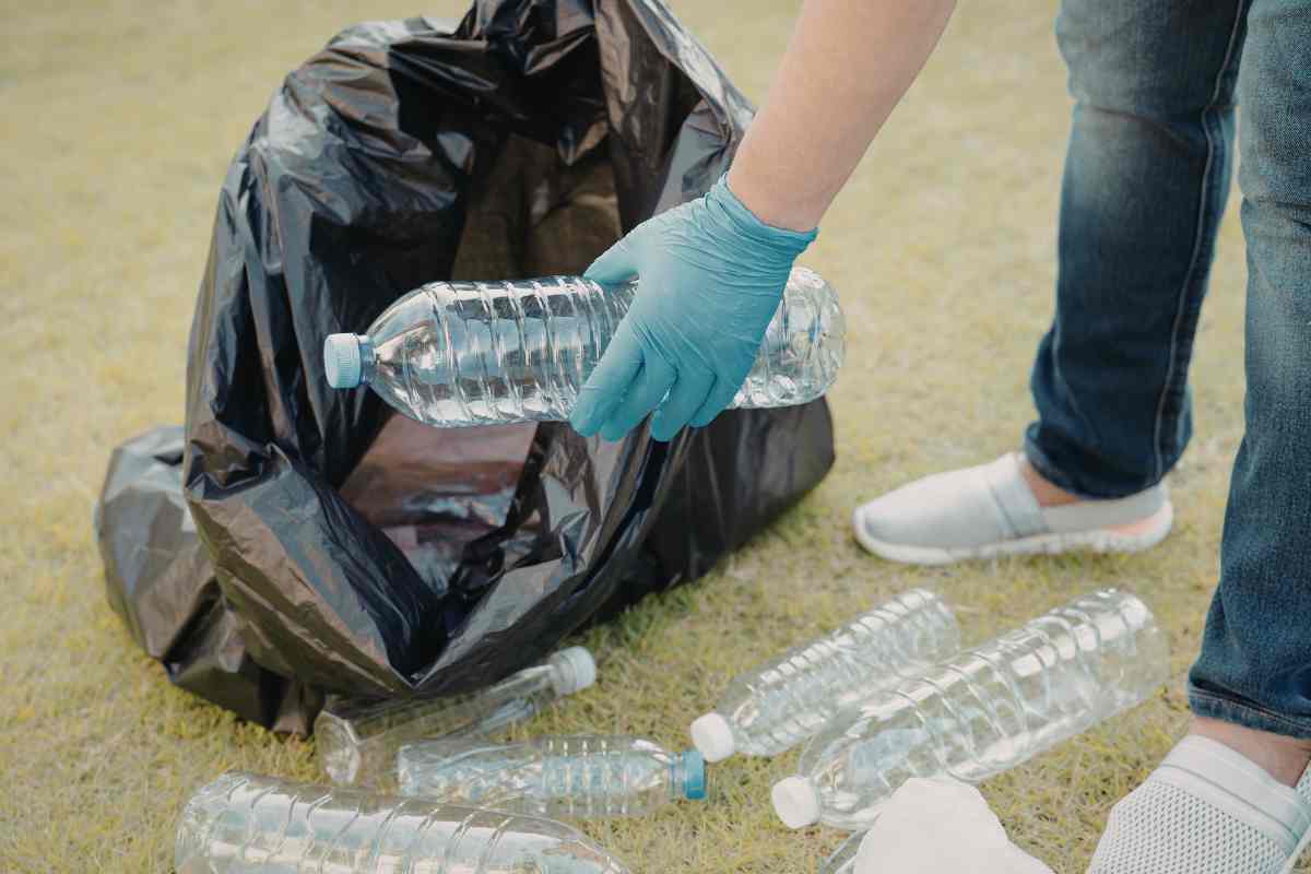 novità legge bottiglie plastica