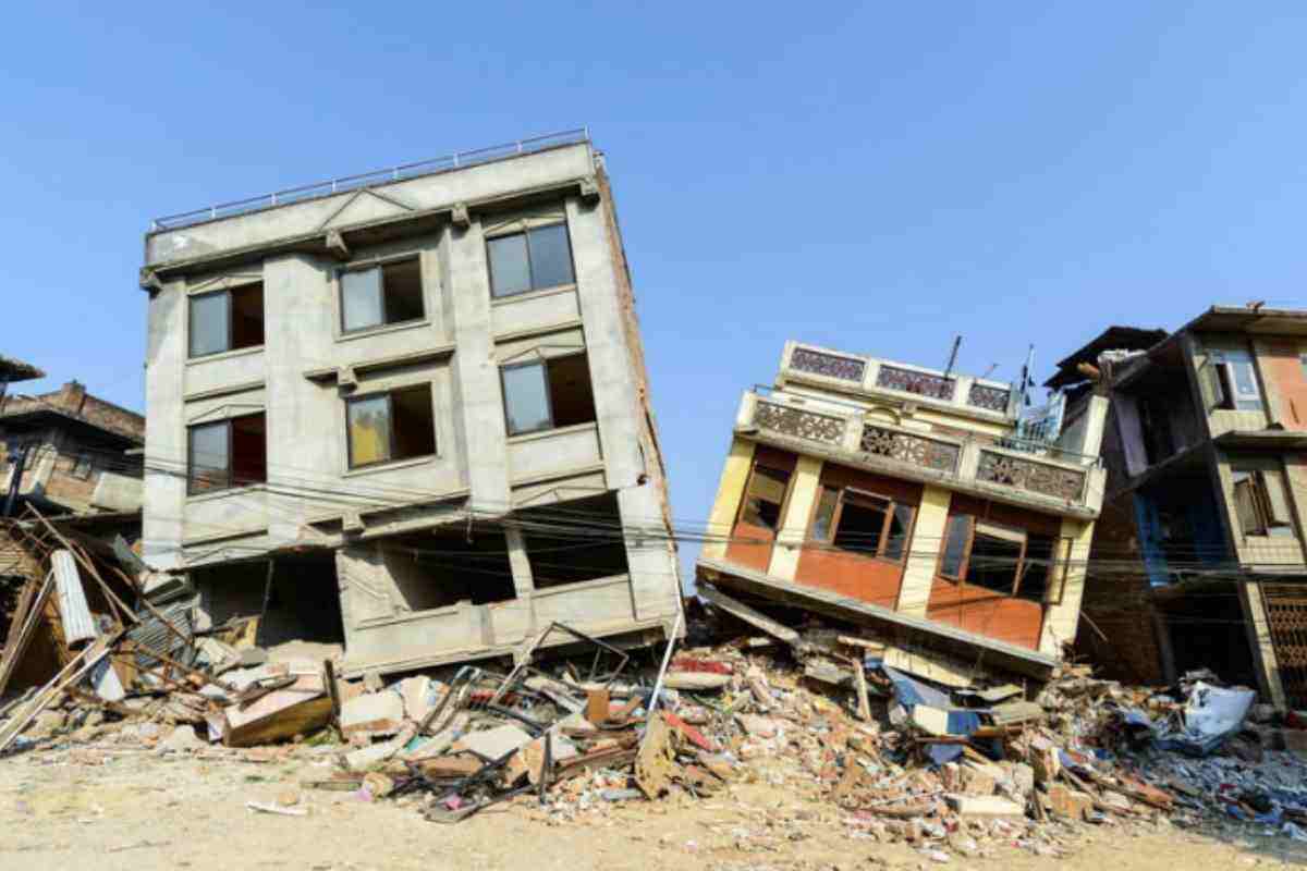 Le autorità italiane, in collaborazione con gli enti di ricerca, stanno lavorando per integrare queste nuove conoscenze nei piani di emergenza nazionali